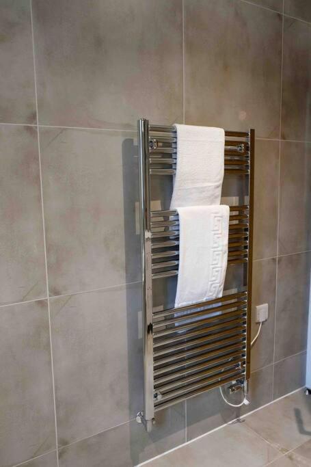 Garden Of Eden 1 Bedroom Flat In Fishponds Μπρίστολ Εξωτερικό φωτογραφία